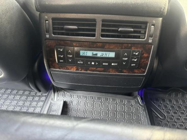 Toyota Land Cruiser 200 Series с пробегом 2011 года, цена 2 770 000 рублей, 293046 км, внедорожник, Автокод Объявления