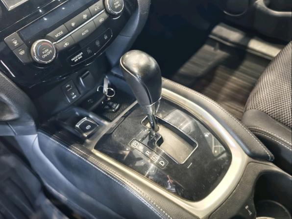 Nissan Qashqai II с пробегом 2016 года, цена 1 649 000 рублей, 113850 км, внедорожник, Автокод Объявления