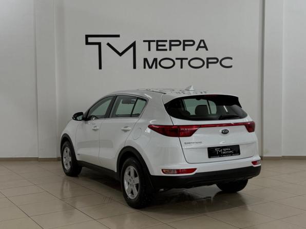 Kia Sportage IV Рестайлинг с пробегом 2018 года, цена 1 960 000 рублей, 130000 км, внедорожник, Автокод Объявления