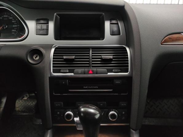 Audi Q7 I (4L) Рестайлинг с пробегом 2010 года, цена 1 830 000 рублей, 174000 км, внедорожник, Автокод Объявления