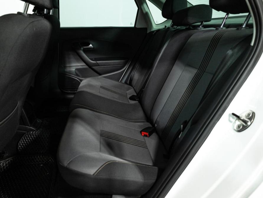 Volkswagen Polo V Рестайлинг Санкт-Петербург  - изображение 10
