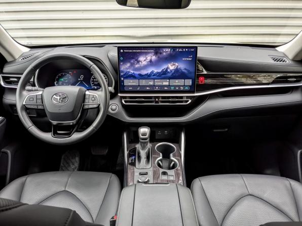 Toyota Highlander IV (XU70) с пробегом 2025 года, цена 5 200 000 рублей, 10252 км, внедорожник, Автокод Объявления