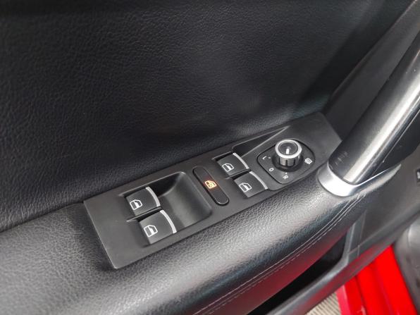 Volkswagen Passat B7 с пробегом 2012 года, цена 920 000 рублей, 269056 км, седан, Автокод Объявления