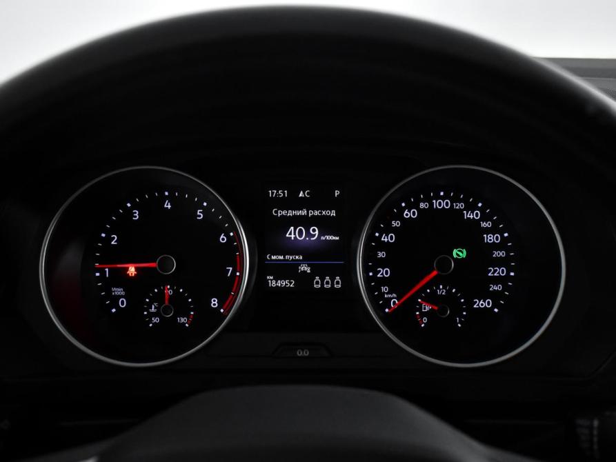 Volkswagen Tiguan II Рестайлинг Санкт-Петербург  - изображение 18