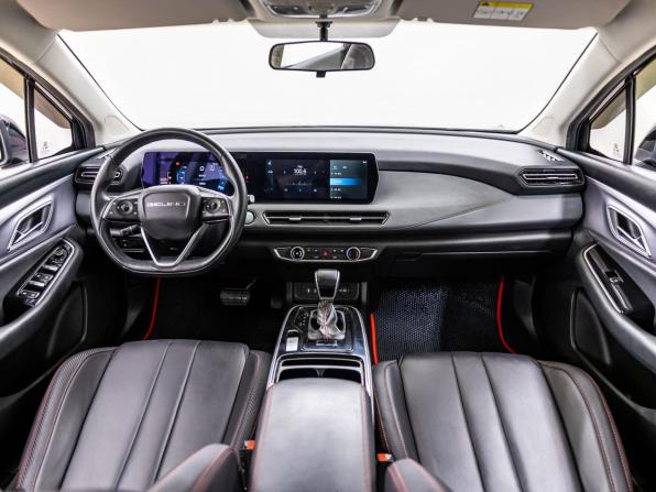 BAIC U5 Plus с пробегом 2023 года, цена 1 298 000 рублей, 38822 км, седан, Автокод Объявления