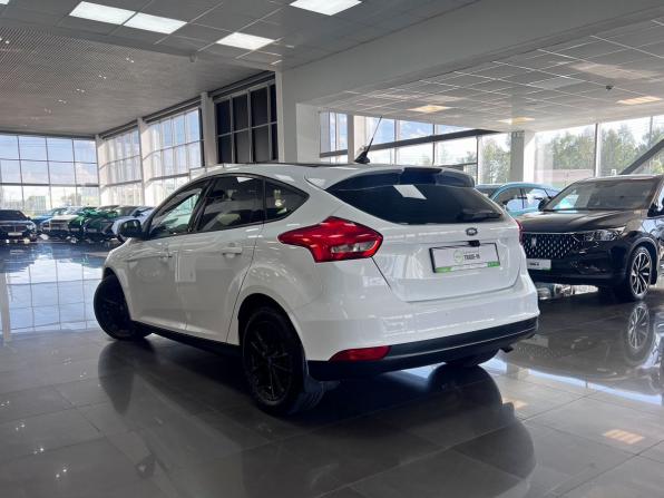 Ford Focus III Рестайлинг с пробегом 2017 года, цена 1 095 000 рублей, 154291 км, хэтчбек, Автокод Объявления