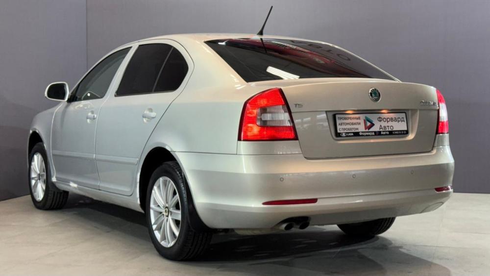 Skoda Octavia II (A5) Рестайлинг Сургут  - изображение 4