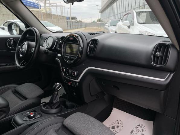 Mini Countryman II с пробегом 2017 года, цена 2 095 000 рублей, 106500 км, внедорожник, Автокод Объявления