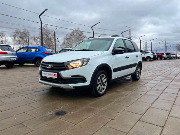Lada (ВАЗ) Granta I Рестайлинг с пробегом 2022 года, цена 768 200 рублей, 58000 км, универсал, Автокод Объявления