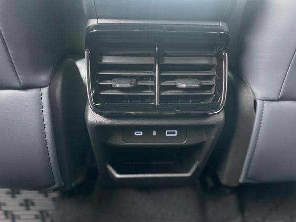Geely Atlas II с пробегом 2023 года, цена 2 729 000 рублей, 11000 км, внедорожник, Автокод Объявления
