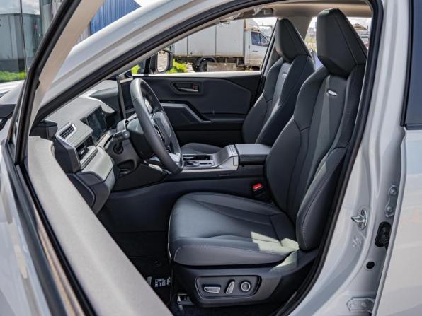 Toyota RAV4 VI (XA60) с пробегом 2026 года, цена 4 579 000 рублей, 50 км, внедорожник, Автокод Объявления