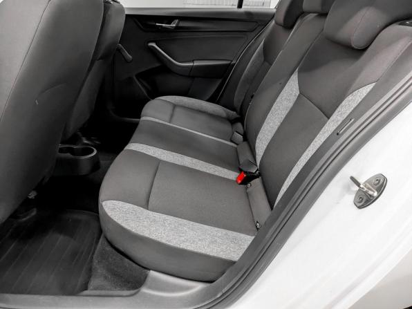 Skoda Rapid II с пробегом 2021 года, цена 1 350 000 рублей, 133318 км, лифтбек, Автокод Объявления