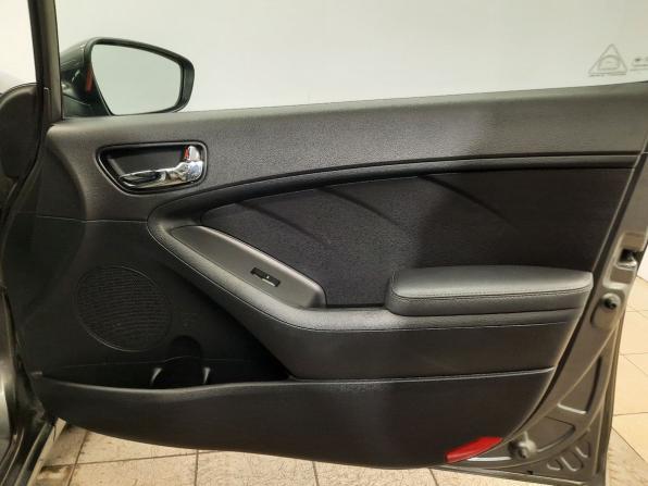 Kia Cerato III Рестайлинг (Classic) с пробегом 2018 года, цена 1 298 000 рублей, 110000 км, седан, Автокод Объявления