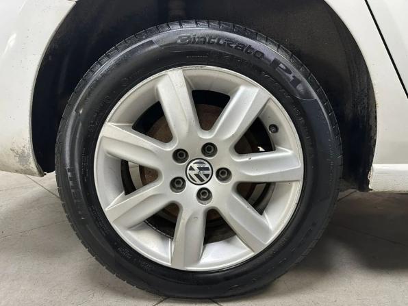 Volkswagen Polo V с пробегом 2013 года, цена 585 000 рублей, 285000 км, седан, Автокод Объявления