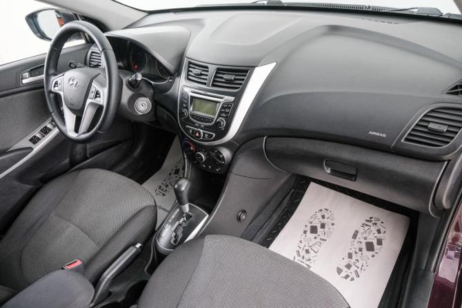 Hyundai Solaris I с пробегом 2013 года, цена 899 000 рублей, 123029 км, седан, Автокод Объявления