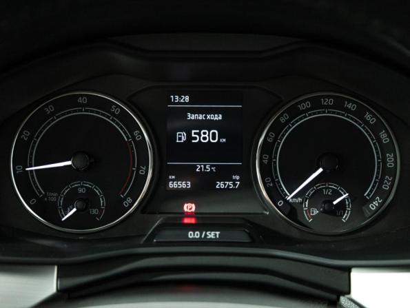 Skoda Rapid II с пробегом 2021 года, цена 1 490 700 рублей, 66561 км, лифтбек, Автокод Объявления