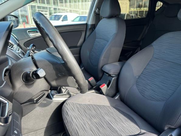 Hyundai Solaris I Рестайлинг с пробегом 2016 года, цена 849 000 рублей, 200338 км, хэтчбек, Автокод Объявления