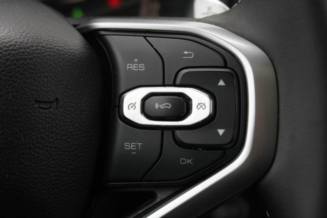 Haval Jolion I Рестайлинг с пробегом 2024 года, цена 2 090 000 рублей, 34000 км, внедорожник, Автокод Объявления
