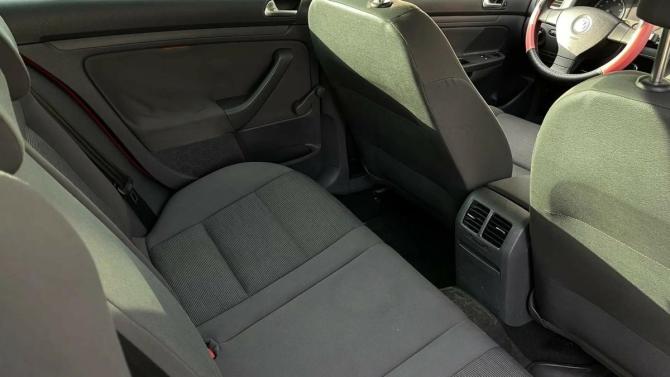 Volkswagen Golf V с пробегом 2007 года, цена 390 000 рублей, 295265 км, хэтчбек, Автокод Объявления