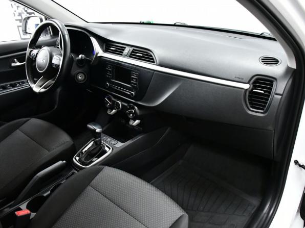 Kia Rio IV Рестайлинг с пробегом 2021 года, цена 1 727 000 рублей, 84865 км, хэтчбек, Автокод Объявления