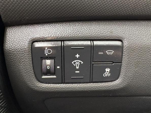 Hyundai Creta I с пробегом 2019 года, цена 1 399 000 рублей, 227515 км, внедорожник, Автокод Объявления