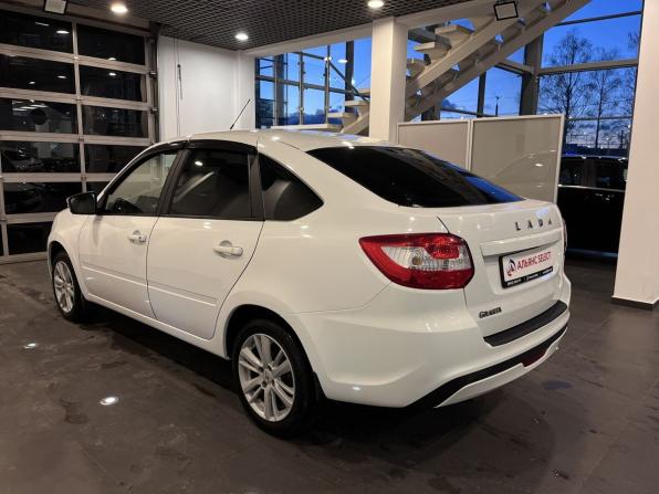 Lada (ВАЗ) Granta I Рестайлинг с пробегом 2023 года, цена 898 000 рублей, 55584 км, лифтбек, Автокод Объявления