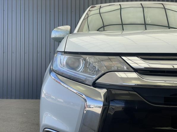 Mitsubishi Outlander III Рестайлинг 2 с пробегом 2015 года, цена 1 547 000 рублей, 179212 км, внедорожник, Автокод Объявления