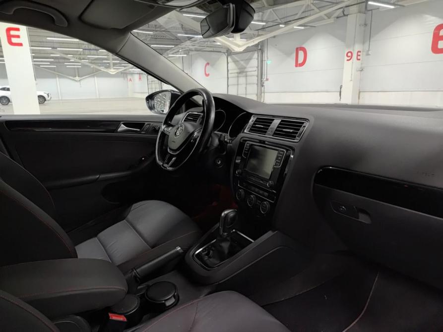 Volkswagen Jetta VI Рестайлинг Казань  - изображение 13