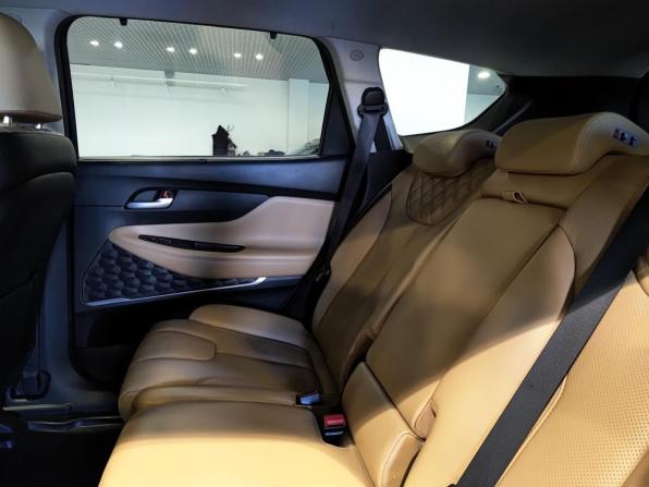 Hyundai Santa Fe IV Рестайлинг с пробегом 2021 года, цена 3 590 000 рублей, 102318 км, внедорожник, Автокод Объявления