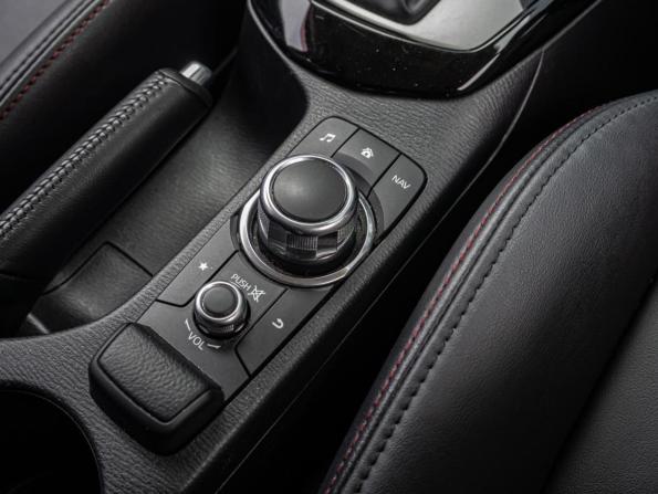 Mazda CX-3 I с пробегом 2015 года, цена 1 380 000 рублей, 157725 км, внедорожник, Автокод Объявления