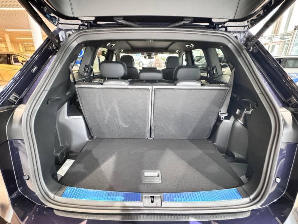 Новый Volkswagen Teramont II (China Market) 2026 года, цена 6 199 000 рублей, внедорожник, Автокод Объявления
