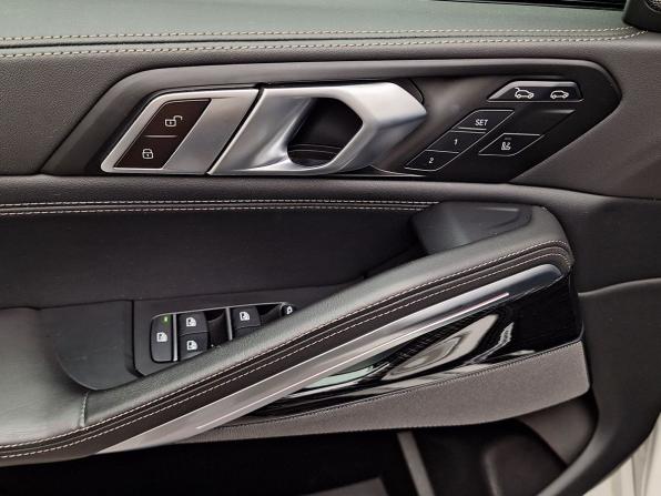 BMW X6 III (G06) Рестайлинг с пробегом 2023 года, цена 11 970 000 рублей, 28800 км, внедорожник, Автокод Объявления