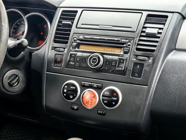 Nissan Tiida I с пробегом 2010 года, цена 589 000 рублей, 176000 км, хэтчбек, Автокод Объявления