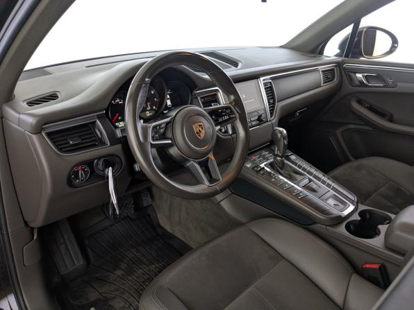 Porsche Macan I с пробегом 2017 года, цена 2 750 000 рублей, 155780 км, внедорожник, Автокод Объявления