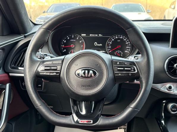 Kia Stinger I с пробегом 2018 года, цена 2 390 000 рублей, 178579 км, лифтбек, Автокод Объявления