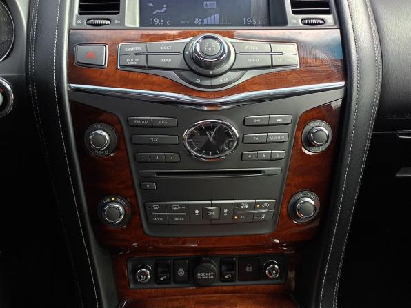 Infiniti QX80 I Рестайлинг с пробегом 2015 года, цена 2 600 000 рублей, 253943 км, внедорожник, Автокод Объявления