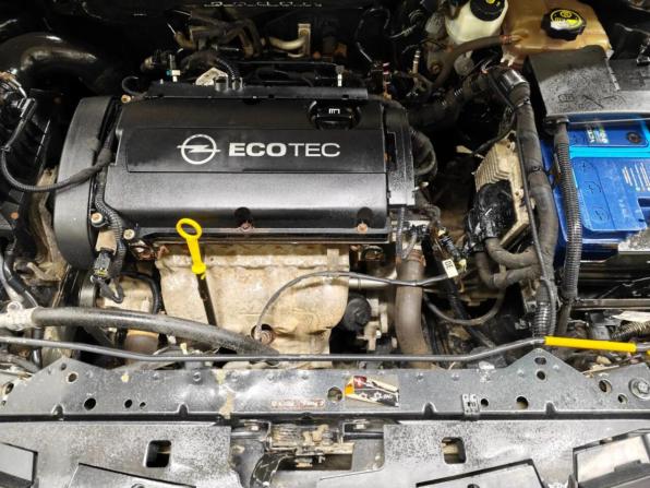 Opel Astra J Рестайлинг с пробегом 2013 года, цена 790 709 рублей, 126883 км, хэтчбек, Автокод Объявления