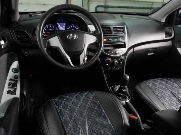 Hyundai Solaris I с пробегом 2012 года, цена 749 000 рублей, 177198 км, седан, Автокод Объявления