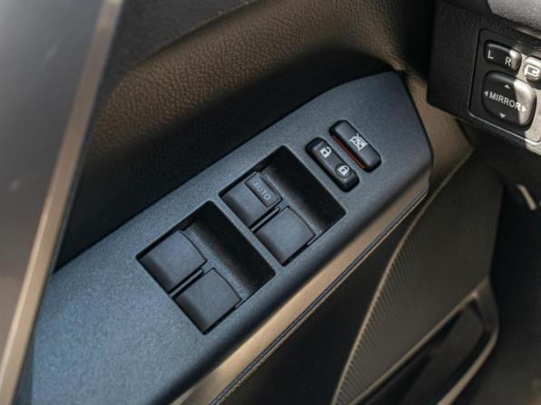 Toyota RAV4 IV (XA40) Рестайлинг с пробегом 2019 года, цена 2 399 000 рублей, 162675 км, внедорожник, Автокод Объявления