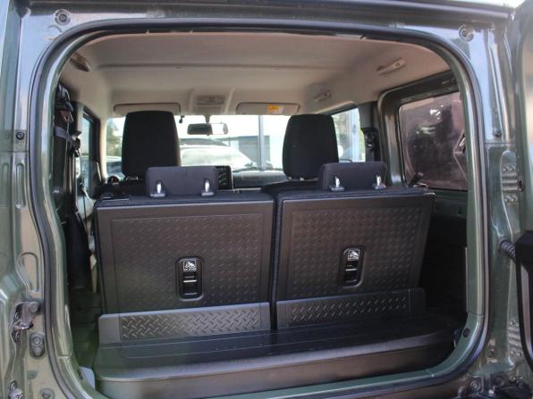 Suzuki Jimny IV с пробегом 2021 года, цена 2 715 800 рублей, 38671 км, внедорожник, Автокод Объявления