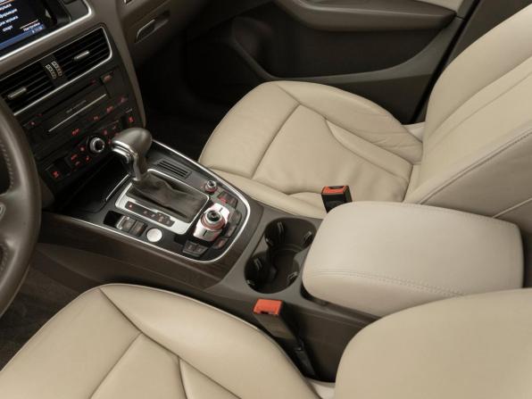 Audi Q5 I (8R) Рестайлинг с пробегом 2014 года, цена 2 220 000 рублей, 129748 км, внедорожник, Автокод Объявления