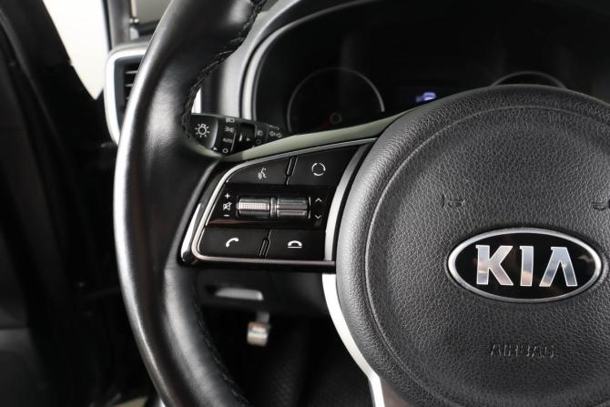 Kia Sportage IV Рестайлинг с пробегом 2021 года, цена 2 439 000 рублей, 39600 км, внедорожник, Автокод Объявления