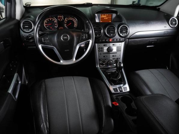 Opel Antara I Рестайлинг с пробегом 2012 года, цена 999 000 рублей, 201172 км, внедорожник, Автокод Объявления