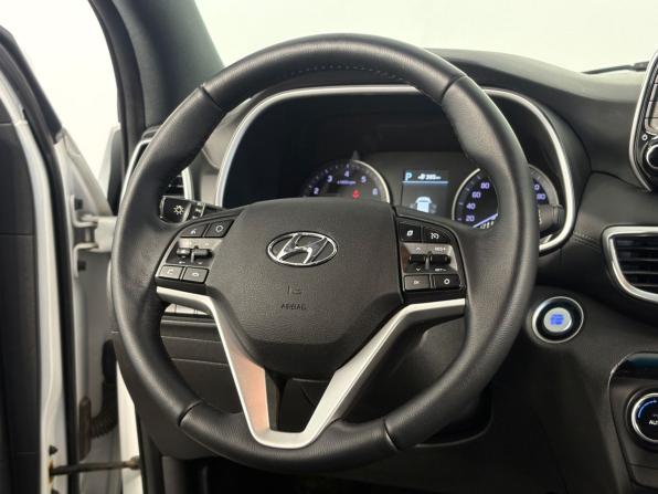 Hyundai Tucson III Рестайлинг с пробегом 2019 года, цена 1 940 000 рублей, 110328 км, внедорожник, Автокод Объявления