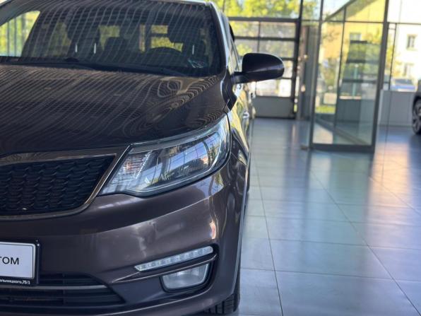 Kia Rio III Рестайлинг с пробегом 2015 года, цена 1 039 000 рублей, 170000 км, седан, Автокод Объявления