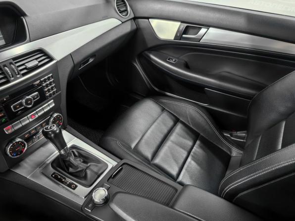 Mercedes-Benz C-Класс III (W204) Рестайлинг с пробегом 2011 года, цена 1 605 000 рублей, 220000 км, купе, Автокод Объявления