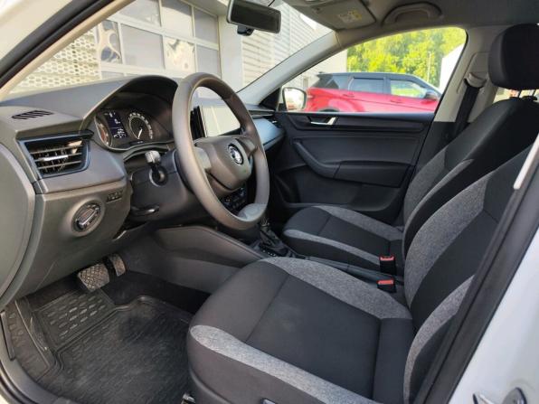 Skoda Rapid II с пробегом 2020 года, цена 1 555 000 рублей, 130375 км, лифтбек, Автокод Объявления