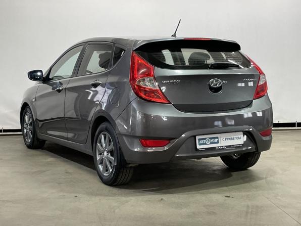 Hyundai Solaris I с пробегом 2013 года, цена 735 000 рублей, 142213 км, хэтчбек, Автокод Объявления