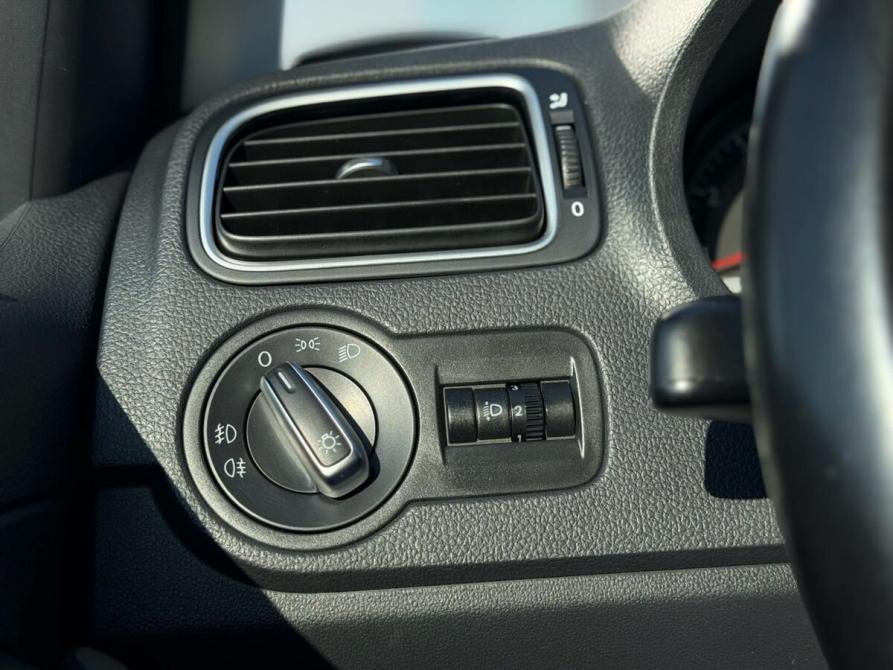Volkswagen Polo V Рестайлинг Волгоград  - изображение 15
