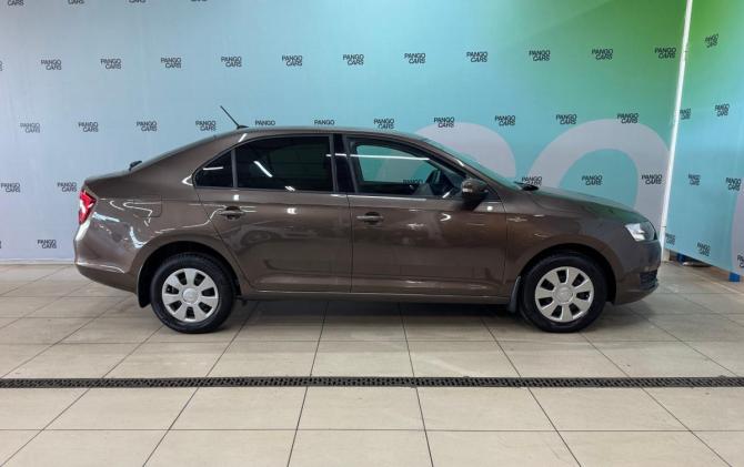 Skoda Rapid I Рестайлинг с пробегом 2019 года, цена 1 399 000 рублей, 39500 км, лифтбек, Автокод Объявления